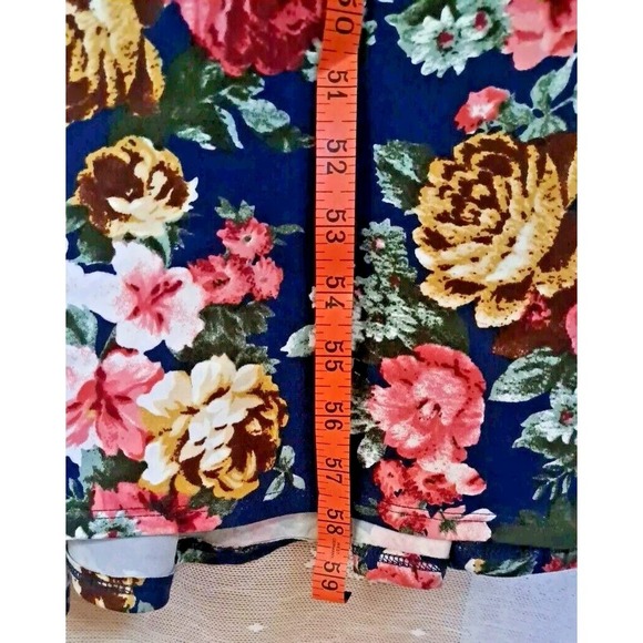 Pink Blush Maternity Dress Size M Blue Floral Nursing Stretch Wrap Top Maxi - Picture 8 of 10